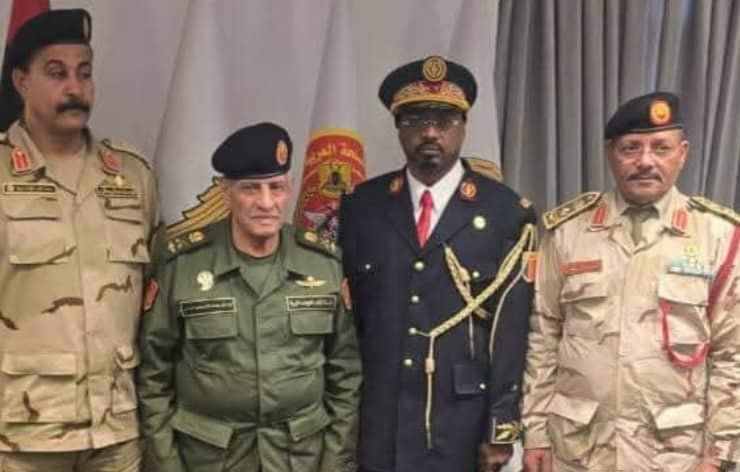 اجتماع عسكري ليبي تشادي في بنغازي - صحيفة ألوان